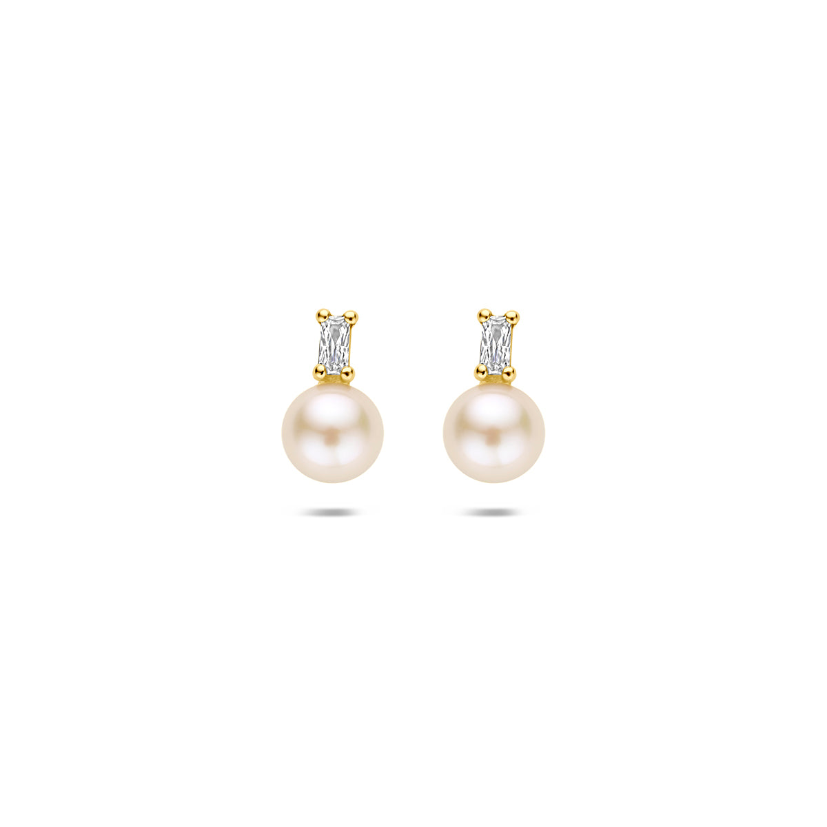 Pendientes de perla con circonitas en oro amarillo de 9k, de 9 mm.