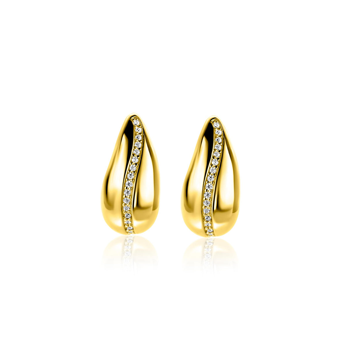 Pendientes de gota en plata bañada en oro con zirconias brillantes.