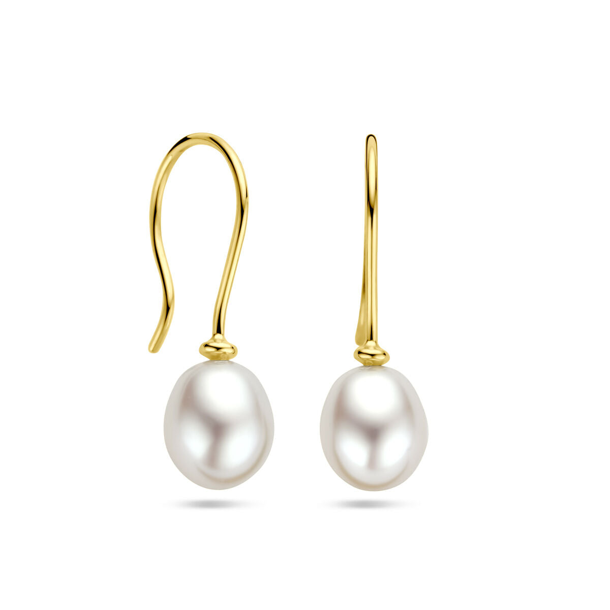 Pendientes largos de perla con gancho francés en oro amarillo de 14 quilates.