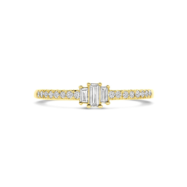 De Van der Kooij Collectie ring lab grown diamant 0.21ct h si in 14K geelgoud is een damesring met een rij ronde diamanten langs de band en drie rechthoekige baguette lab grown diamanten in het midden.
