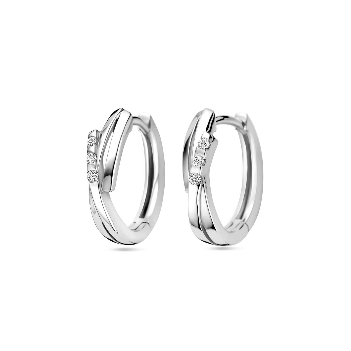 Pendientes de aro de plata rhodium con zirconitas brillantes.