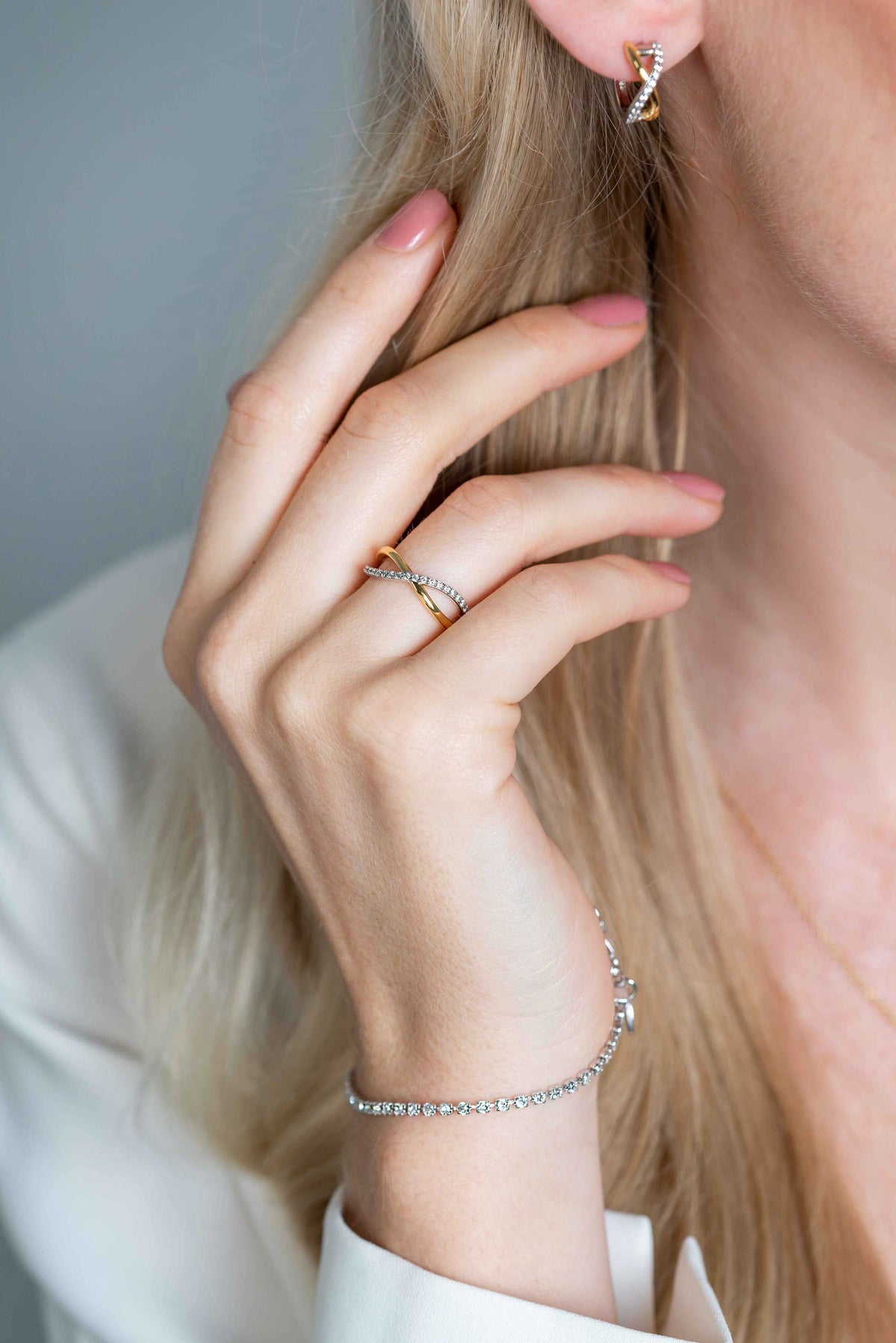 Anillo Chapado en Oro Zir2234