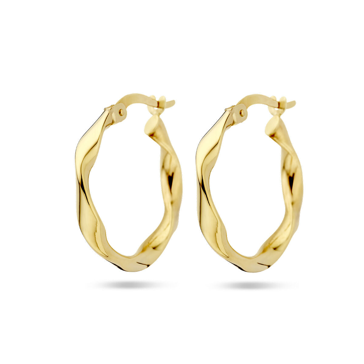 Aros de tubo retorcido en oro amarillo de 14 quilates.