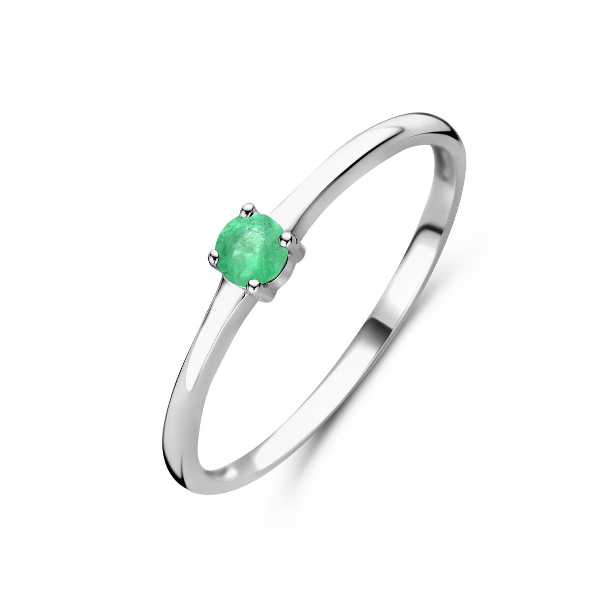 Anillo de plata rodiada con piedra de nacimiento esmeralda de mayo.
