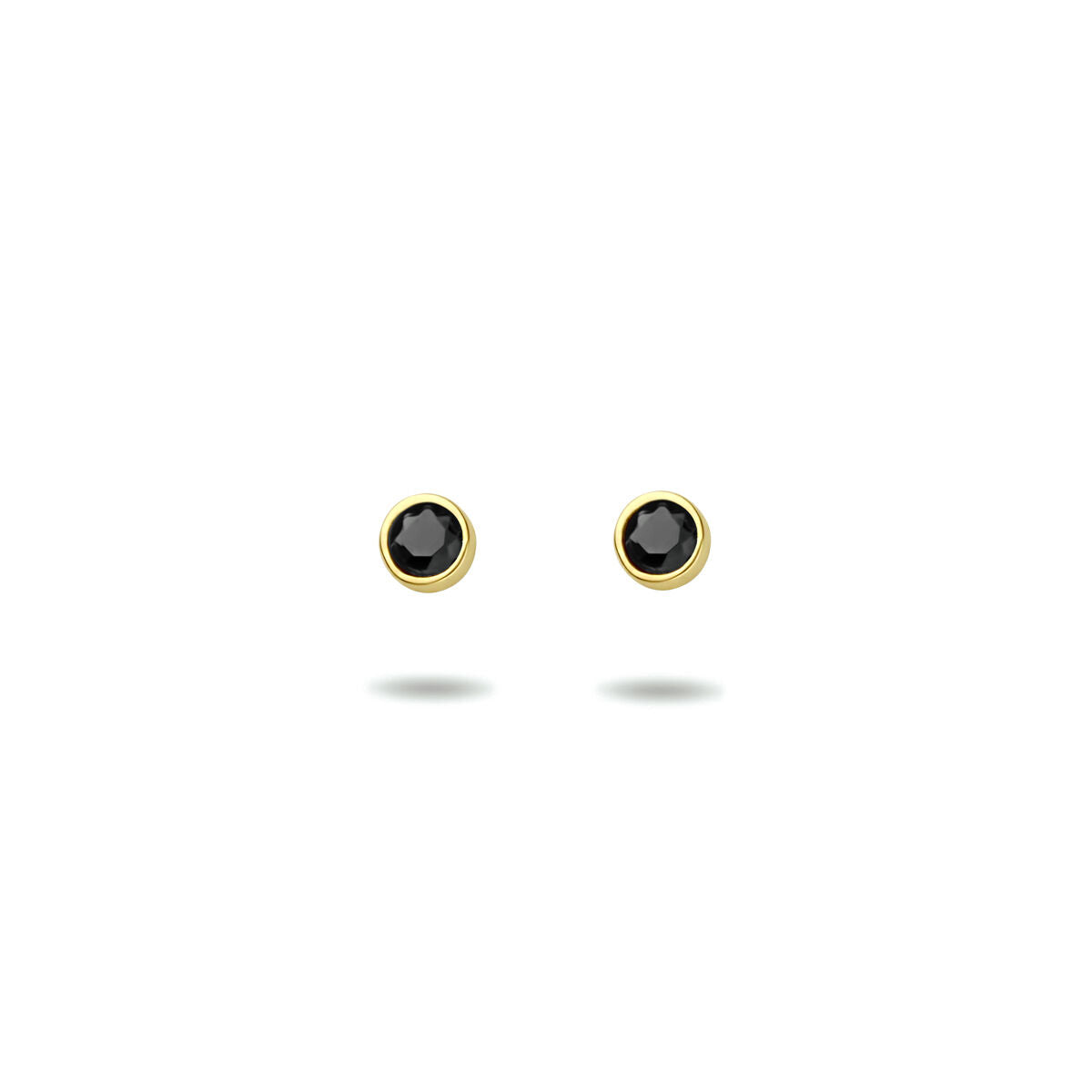 Pendientes de primera puesta en oro amarillo de 14K con circonitas negras.