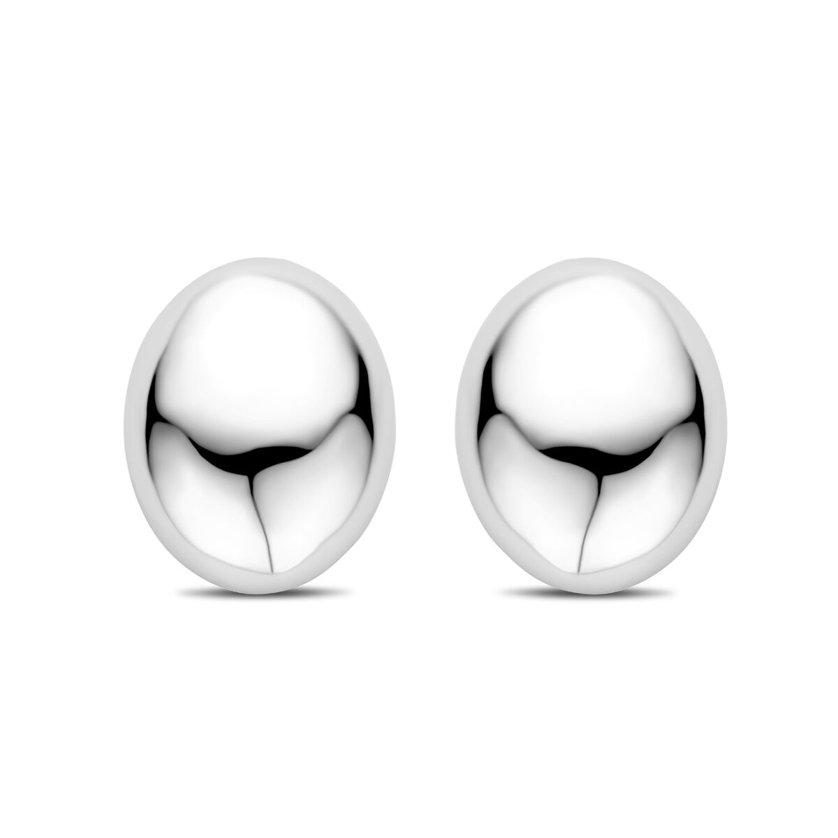 Pendientes de botón de 20 mm en plata rodiada con acabado brillante y forma ovalada.