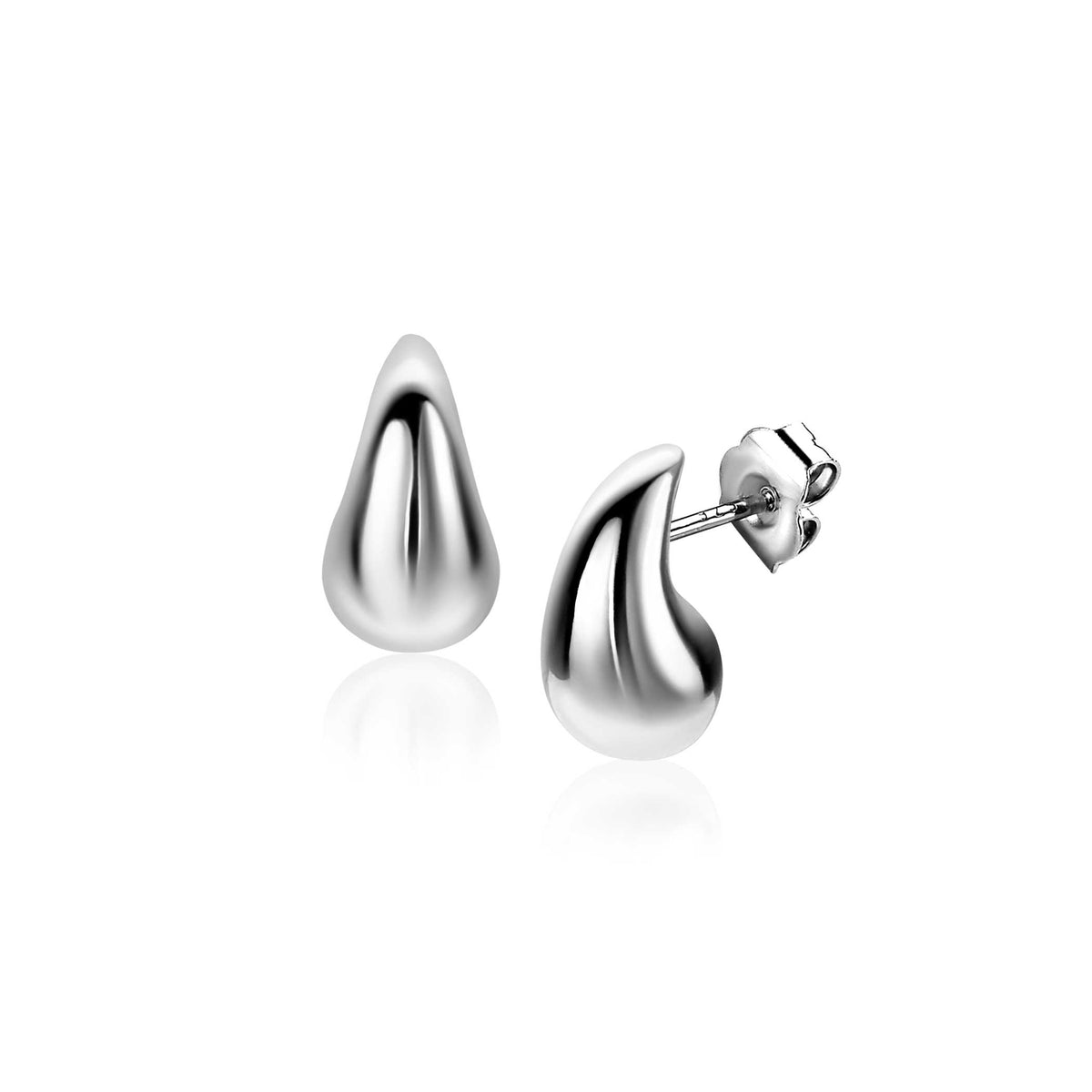 Pendientes de plata en forma de gota, con acabado pulido y diseño moderno.