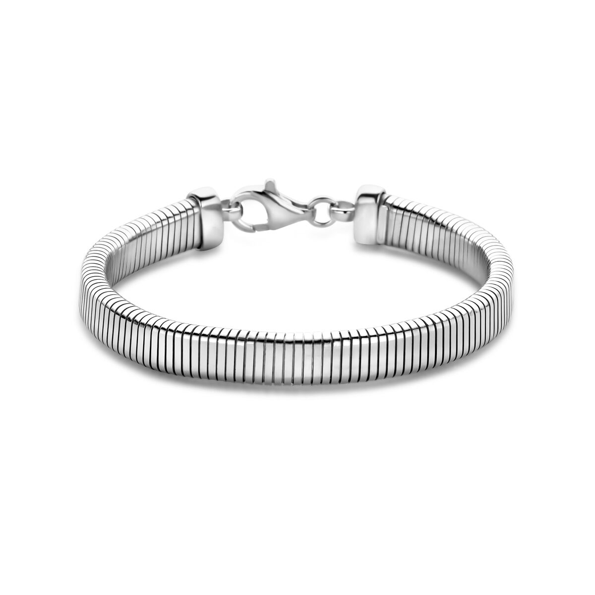 Pulsera tubogas de 7,6 mm de ancho, 18 cm de longitud, en plata rhodiniada con acabado brillante.