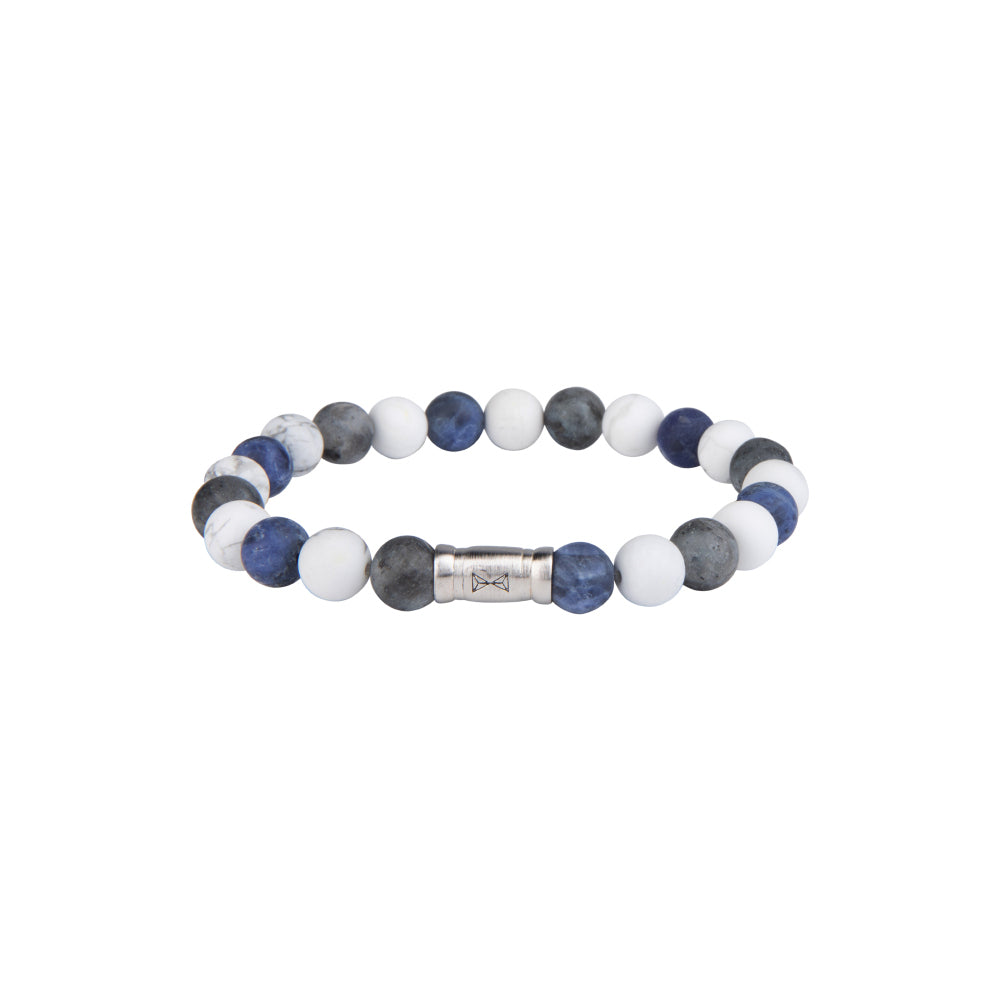 Pulsera de cuentas de 8 mm con piedras en tonos azul, blanco y gris, y un detalle metálico central.