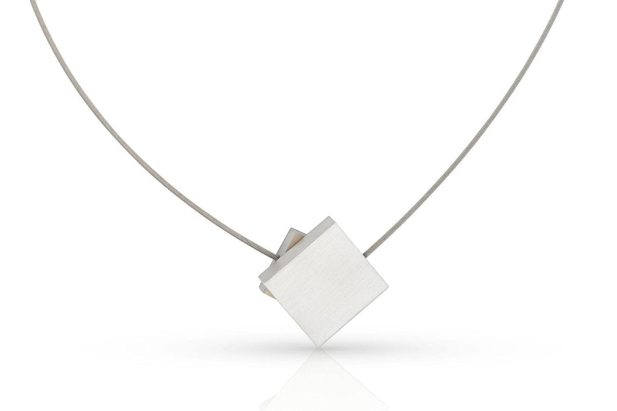 Collar Cuadrado con cuadrado de color C263AG