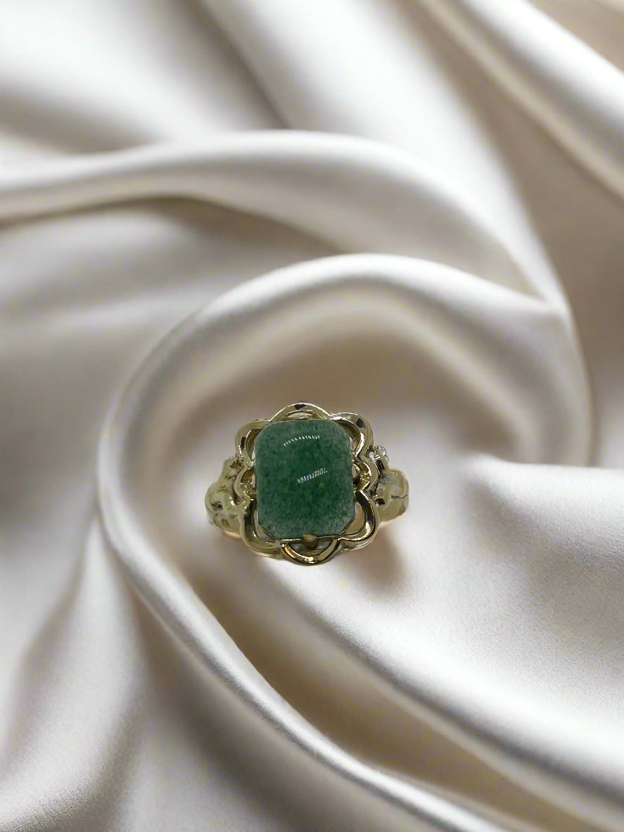 anillo vintage de oro 14k cuadrado de malaquita 2.7gr