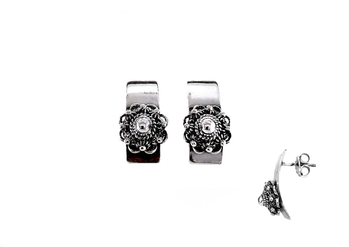 Pendientes de botón con diseño de nudo de Zeeland en plata de 8 mm.