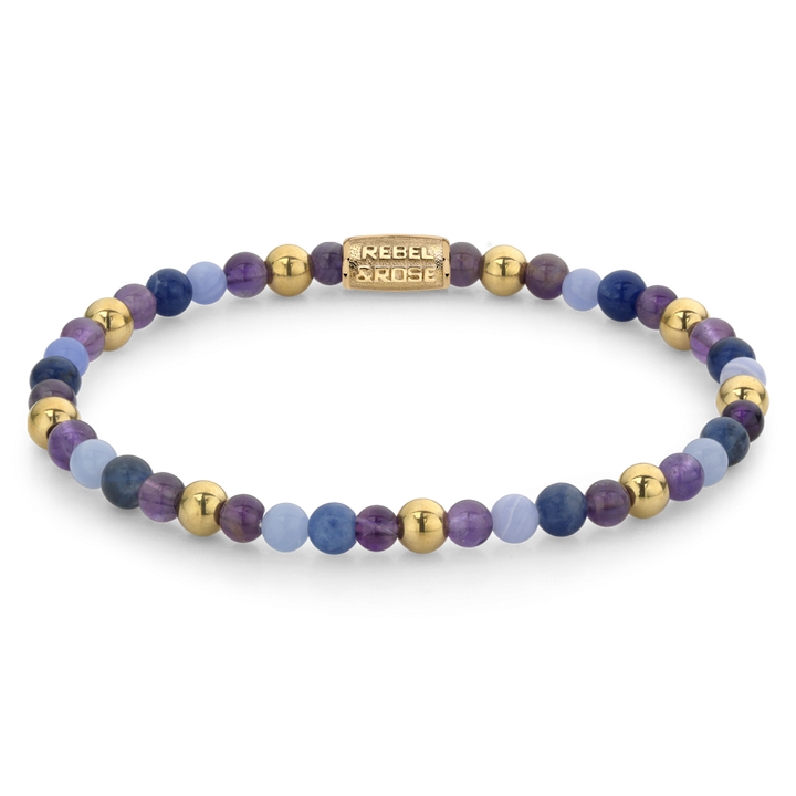 De Rebel & Rose zijn viooltjes blauw? - 18 kt geelgouden geïoniseerde 4mm kralen armband dames heeft afwisselend gouden en paarsblauwe kralen met een rechthoekige gouden sluiting gegraveerd met Rebel & Rose.