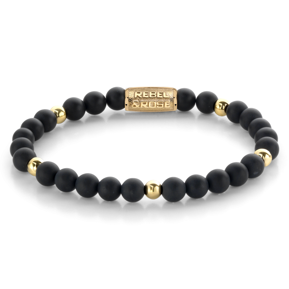 Pulsera de cuentas de color negro mate con detalles en oro amarillo ionizado de 18 quilates.