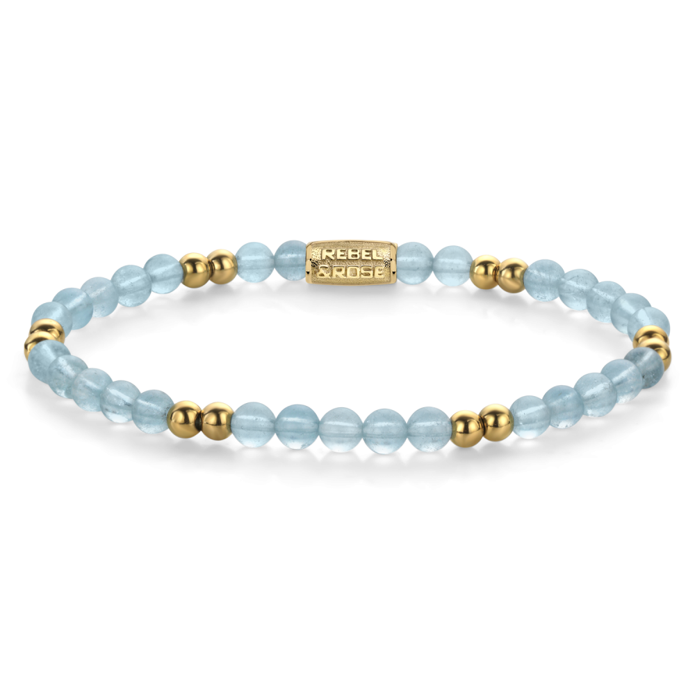 Pulsera de cuentas azul claro de 4 mm con detalles dorados.