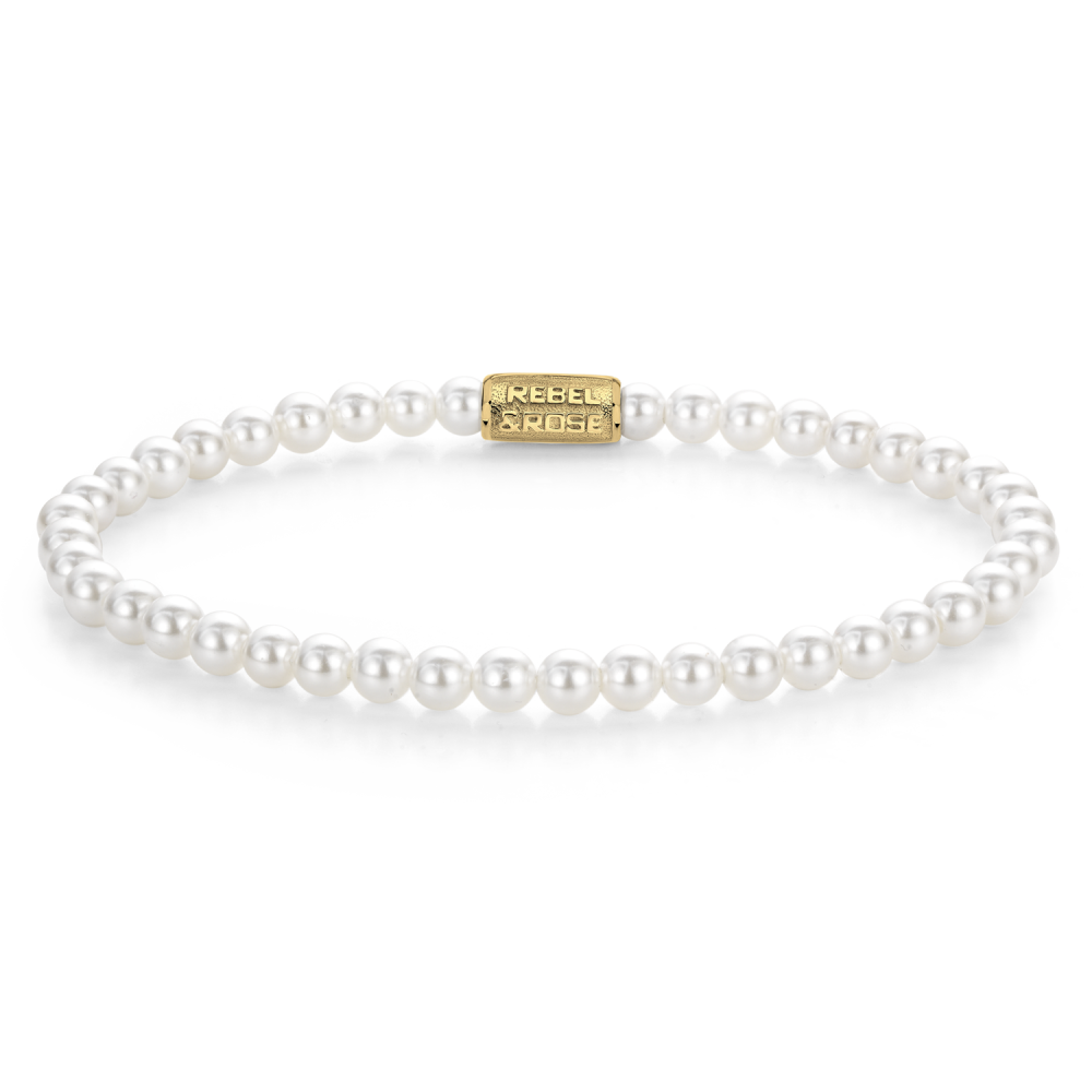 Pulsera de perlas blancas de 4 mm con detalle dorado en el cierre.