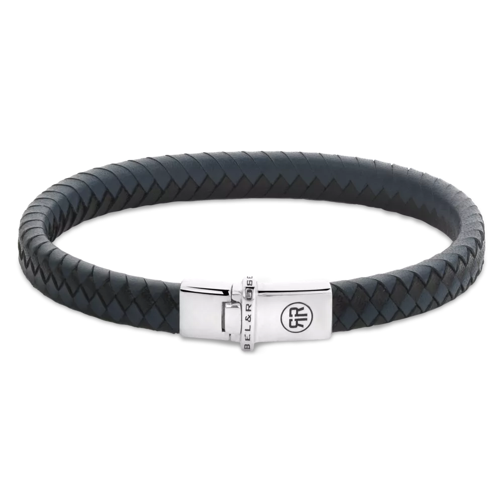 Pulsera de hombre trenzada en negro y azul con cierre plateado.