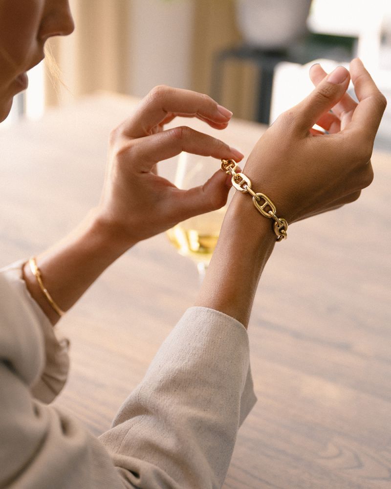 Pulsera de oro amarillo con eslabones 'Gucci', 14 quilates, 19,8 gr, 20 cm