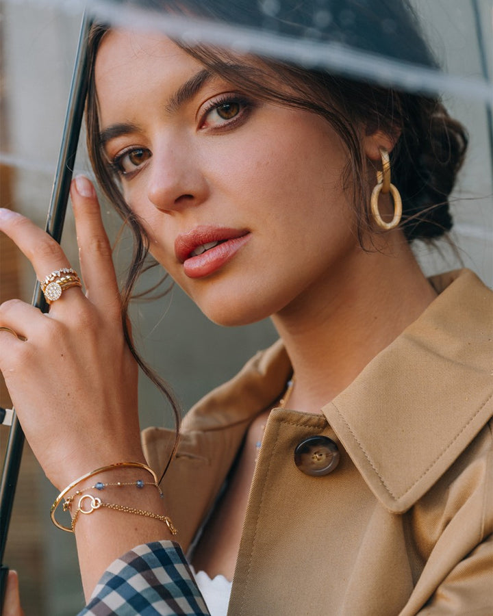 Geelgouden Armband met Dubbele Rij en Verbonden Cirkel Elementen – 14-Karaat Luxe voor Dames