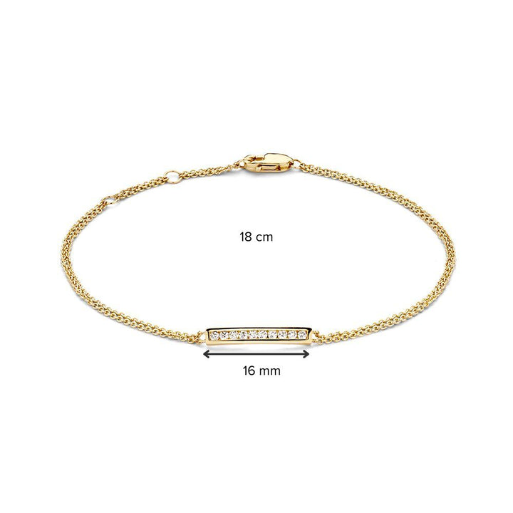 De Geelgouden Armband met Diamanten 14 Karaat (0,12 crt, 18 cm) van Excellent Jewelry is elegant en tijdloos. Deze delicate armband heeft een horizontale bar bezet met diamanten en sluit stijlvol af met een sluiting.