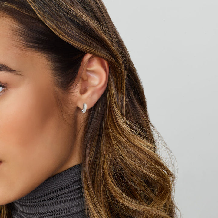 klapoorringen zirkonia 14K witgoud
