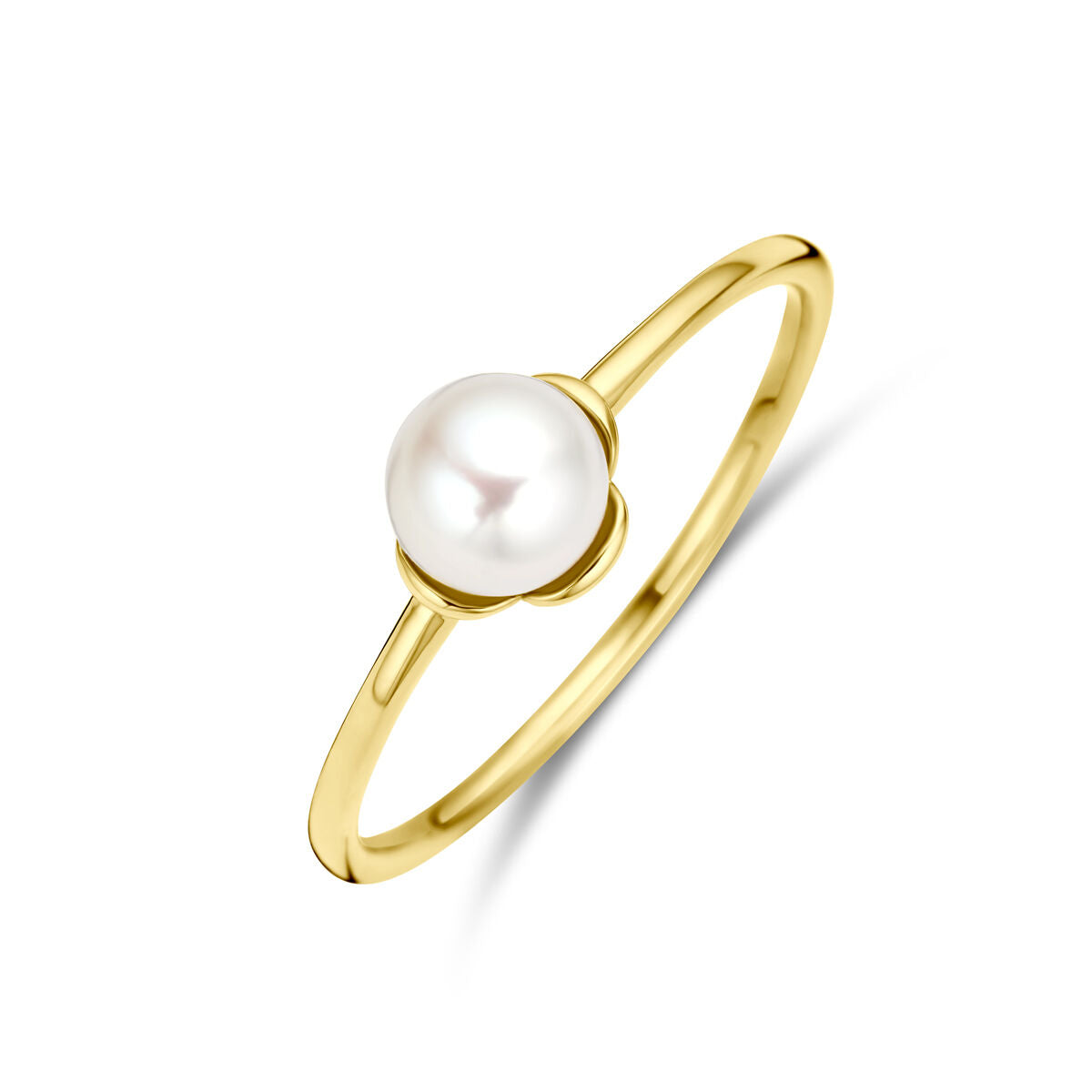 Anillo de flor en oro amarillo de 14K con una perla blanca en el centro.
