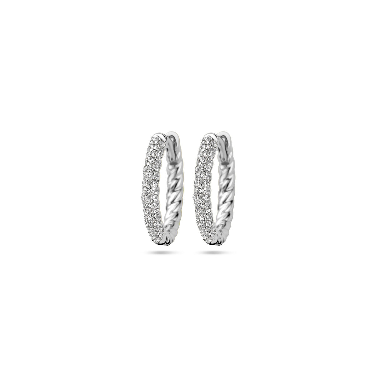 Pendientes de aro de plata rhodium con zircón, diseño trenzado y brillante.