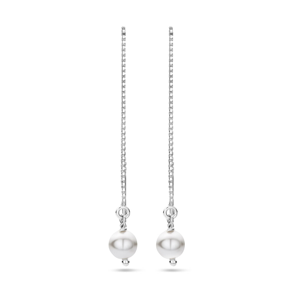 Pendientes largos de plata rodiada con perlas de Swarovski.