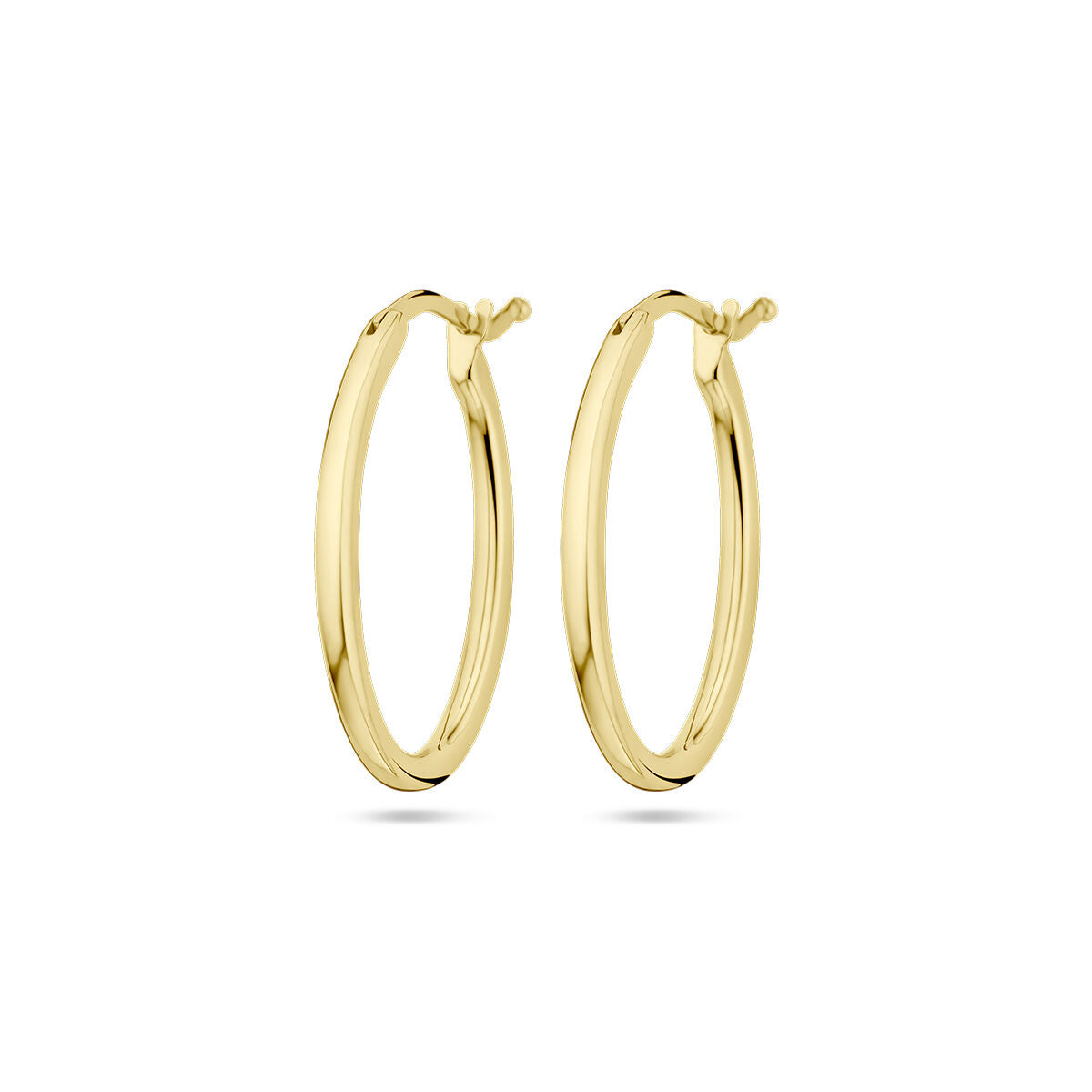 Pendientes de aro ovalados en oro amarillo de 14 quilates.