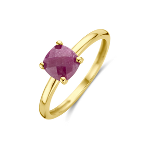 Anillo con piedra roja