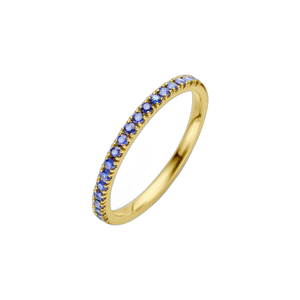 Anillo de oro con zafiro