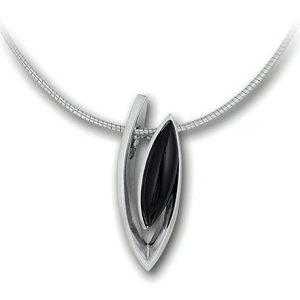 Collares de plata con piedras preciosas