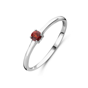 Anillo de plata con piedra preciosa