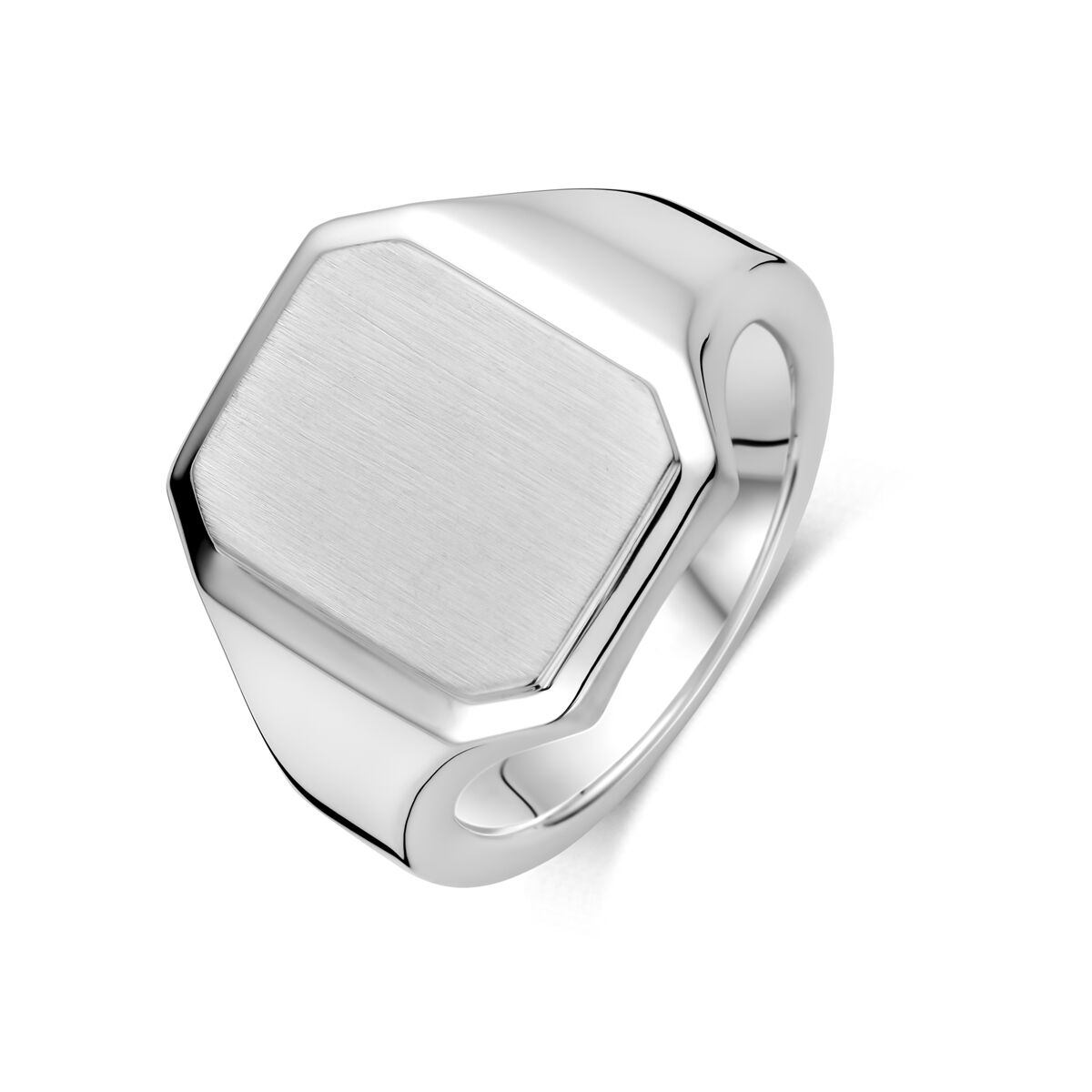 Anillo de plata blanca pulido y mate con forma hexagonal y superficie lisa.
