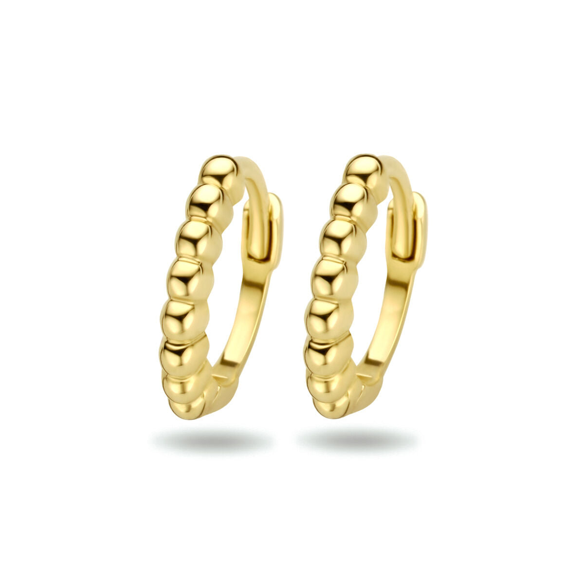 Pendientes de aro de 14K en oro amarillo con bolitas decorativas.