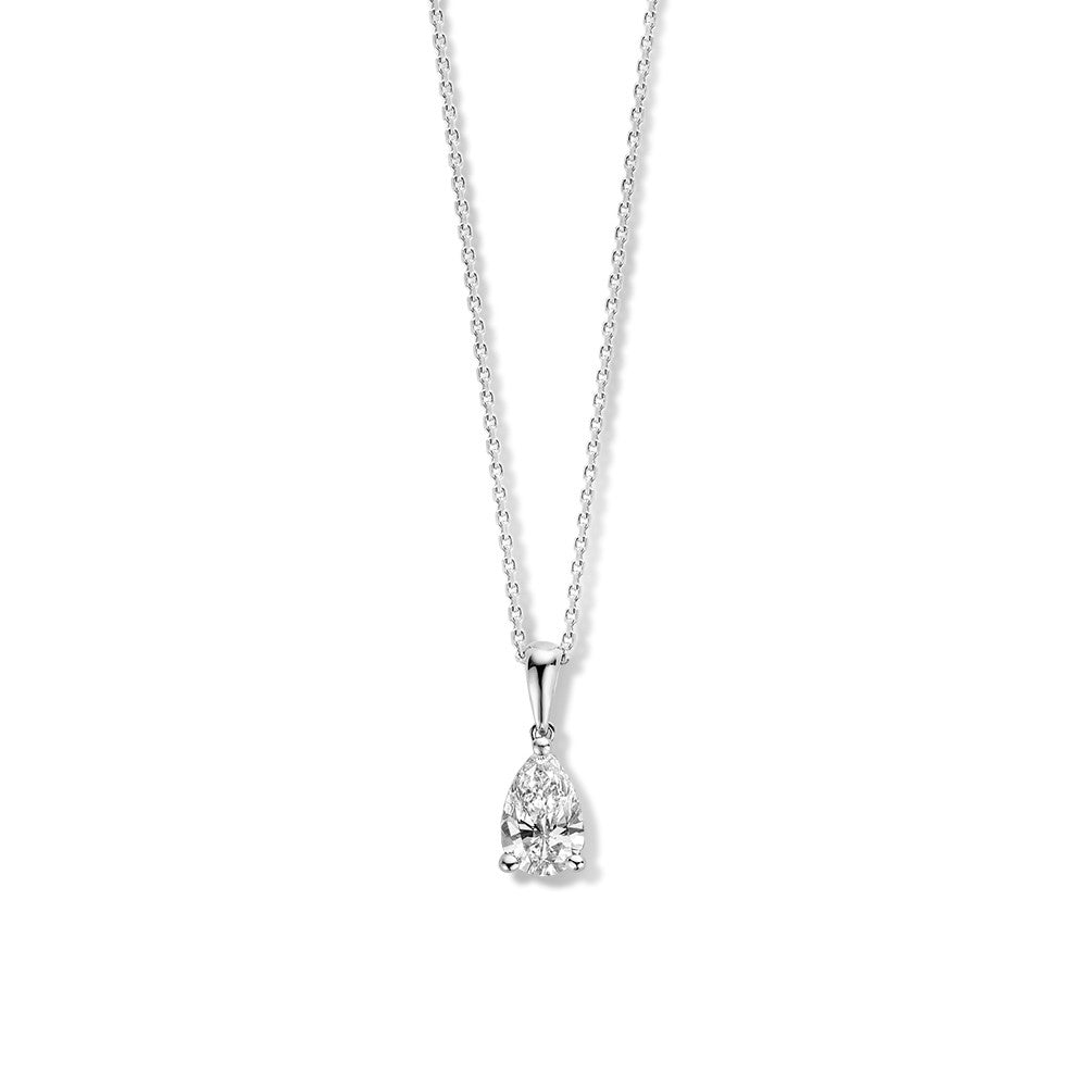 Collar de oro blanco con colgante en forma de pera y diamante de 0,50 quilates.