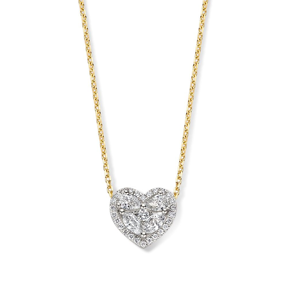 Collar de oro amarillo con colgante en forma de corazón y diamantes de 0.50 crt.