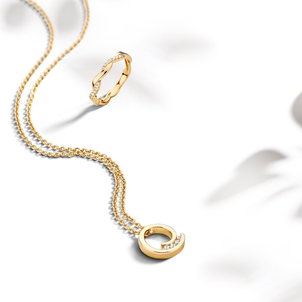 Collar de oro amarillo con colgante de diamantes - joya de lujo de 14 quilates