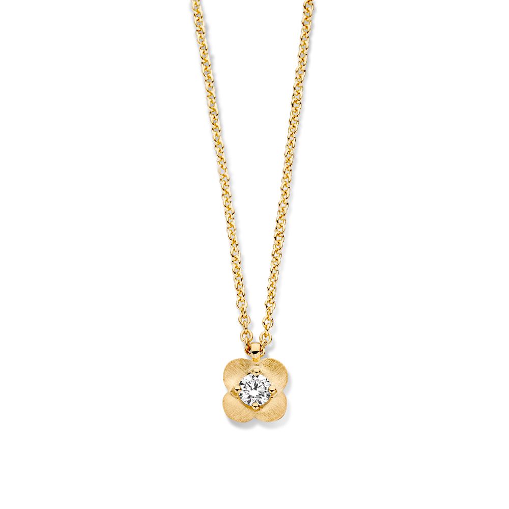 Collar de oro amarillo con colgante en forma de flor y diamante central.