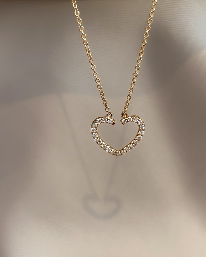 Geelgouden Collier met Hartjes Hanger en Diamant - 14 Karaat