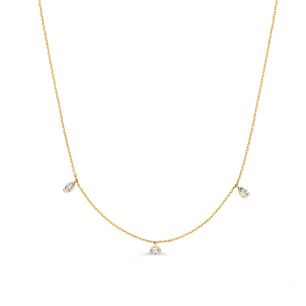 Collar de oro amarillo con tres brillantes de 0,24 quilates.