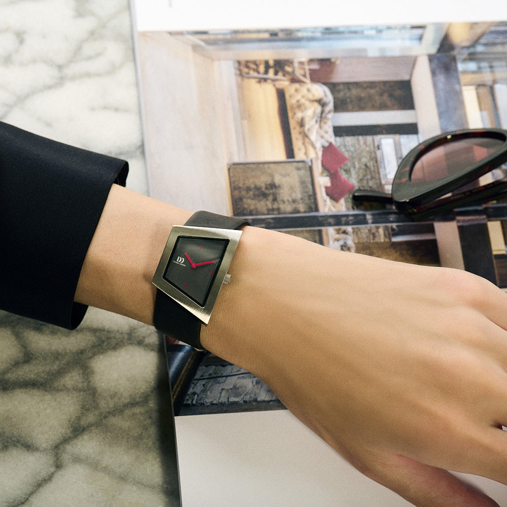 Reloj de mujer diseño danés esfera negra - IV24Q1207