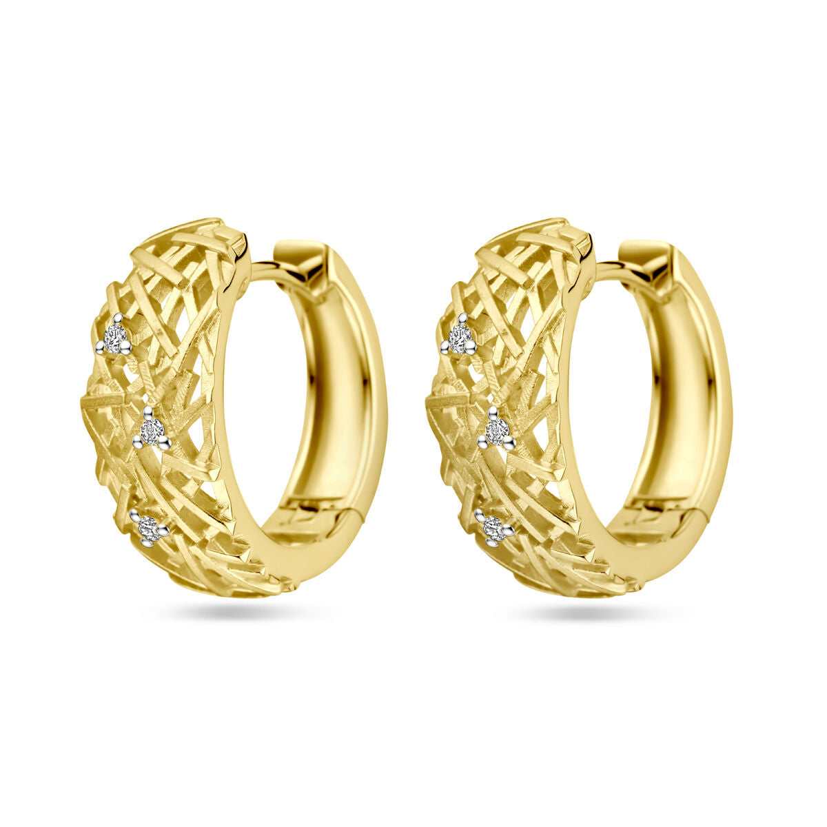 Pendientes de aro de oro amarillo de 14K con diamantes de 0.05 ct en total y diseño trenzado.
