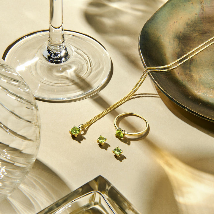oorknoppen peridot 14K geelgoud