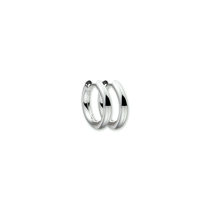 Pendientes de aro redondos de plata rodiada.