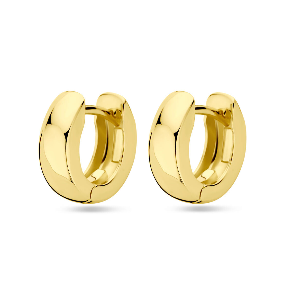 Pendientes de aro de 13 mm, bañados en oro amarillo de 1 micrón, con un acabado brillante.