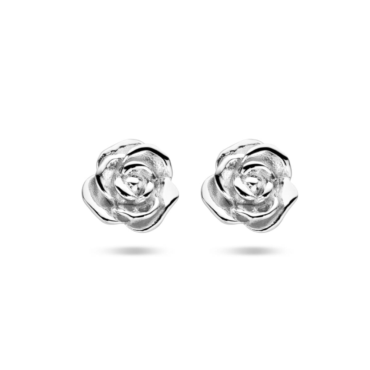 Pendientes de rosa en plata rodiada con un diseño detallado y brillante.