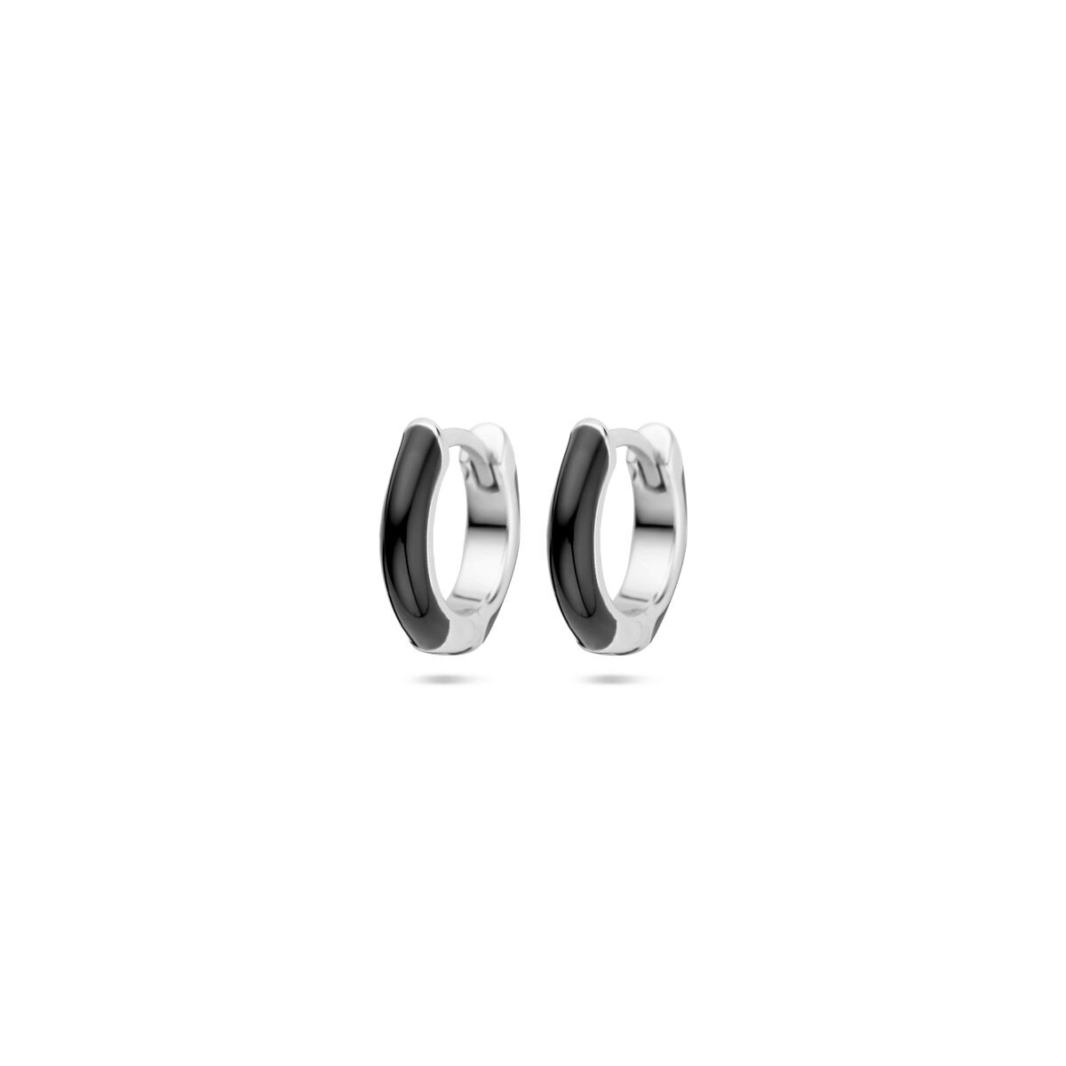 Pendientes de aro de 10,5 mm en plata rodiada con esmalte negro.