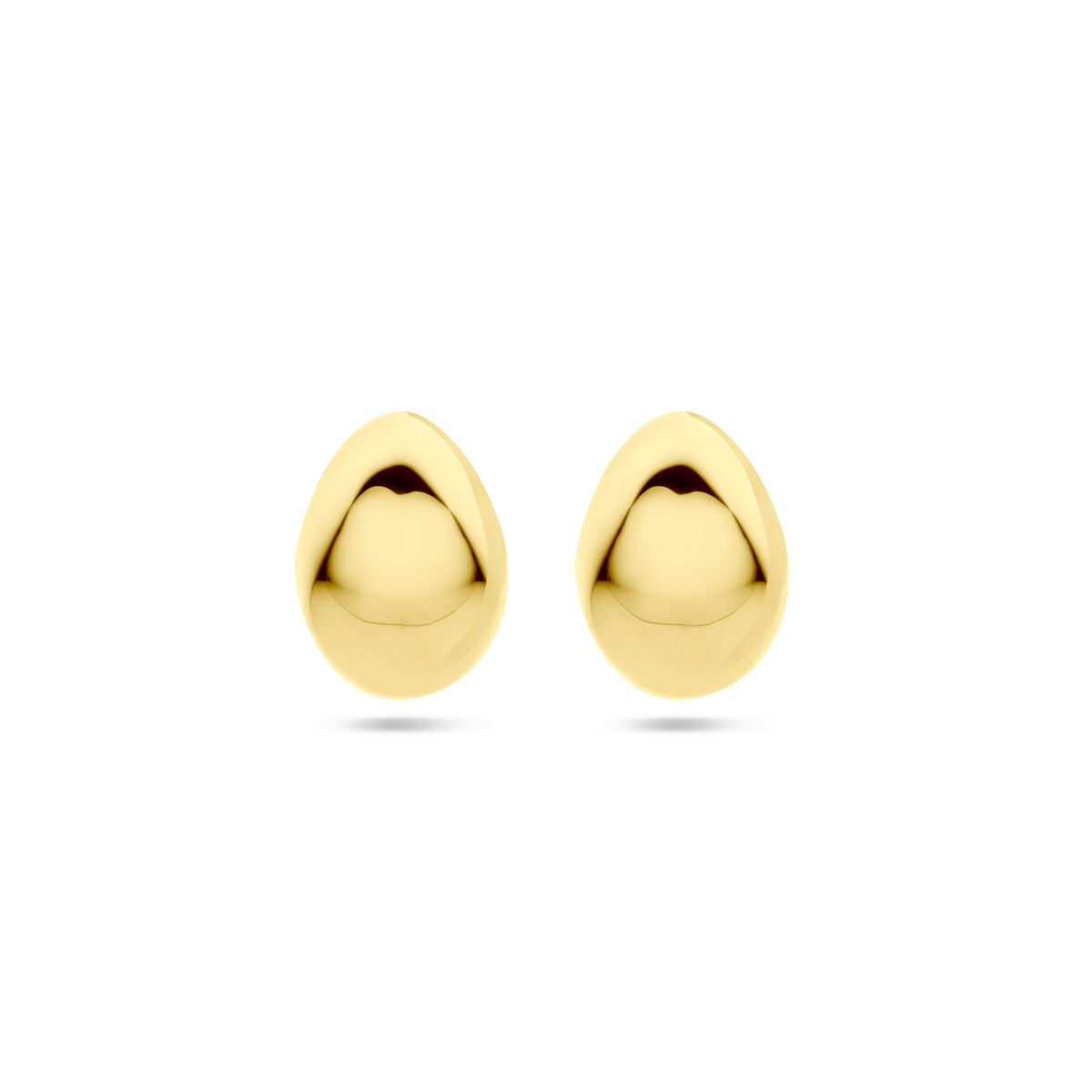 Pendientes de aro de 17 mm en plata bañada en oro amarillo con forma ovalada y acabado brillante.