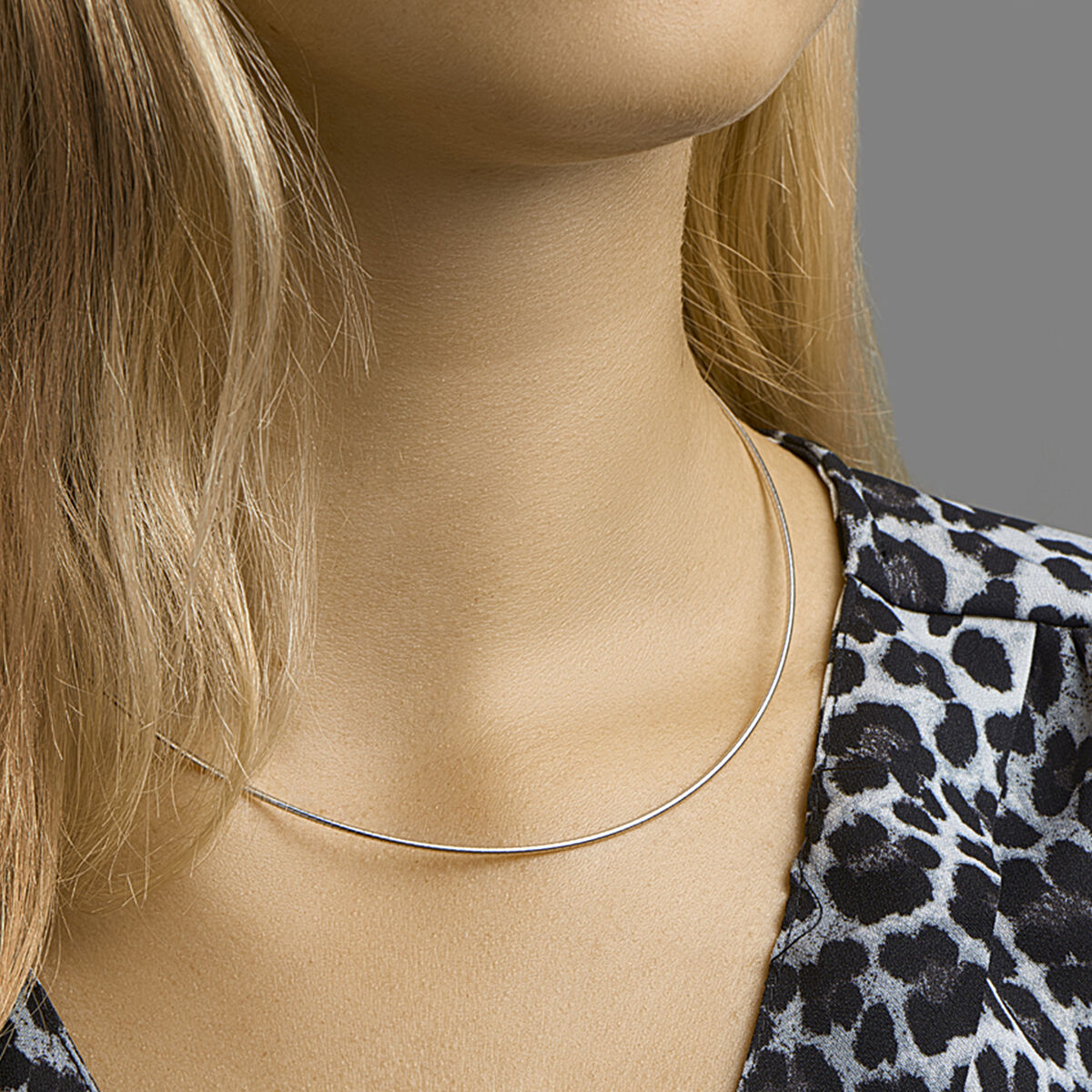 collar omega redondo 1,4 mm plata rodiado